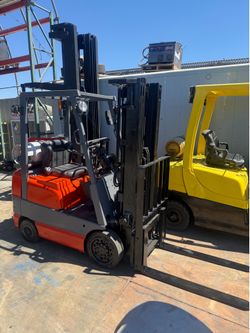 Forklift