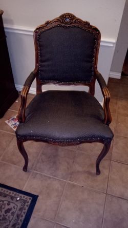 2 Chairs