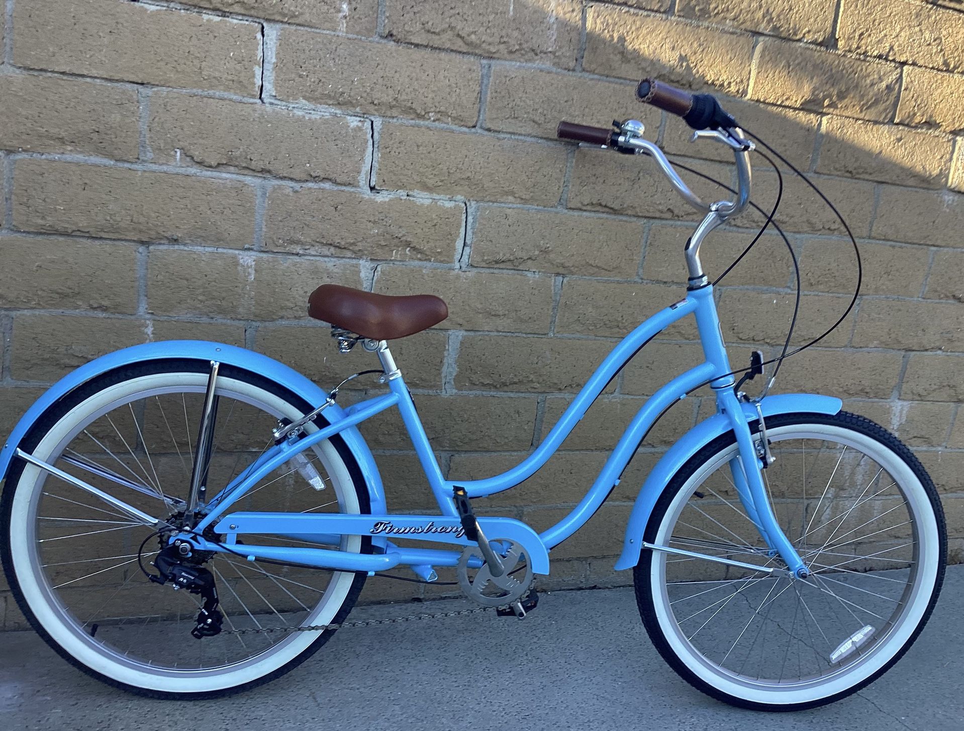 Firmstrong Urban Lady 7 Speed - Women's Beach Cruiser Bike LIKE NEW