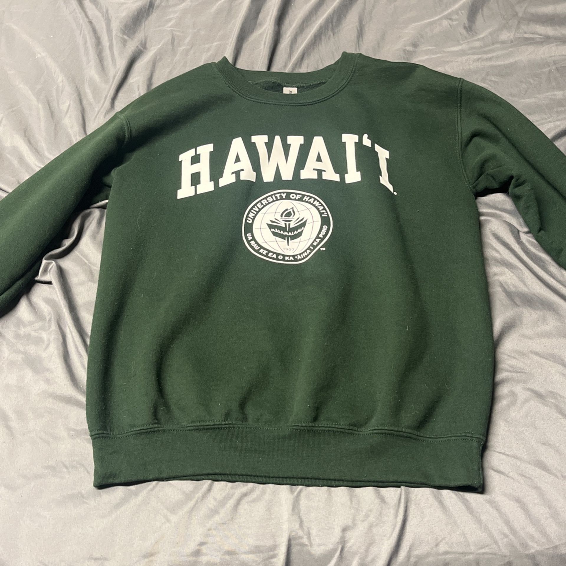 University of hawaii crewneck size S