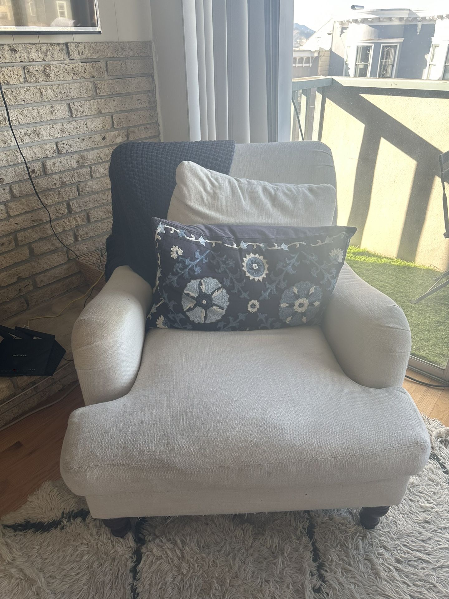 Pottery Barn Sofa chair