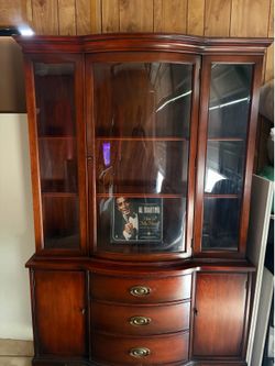 Display Cabinet