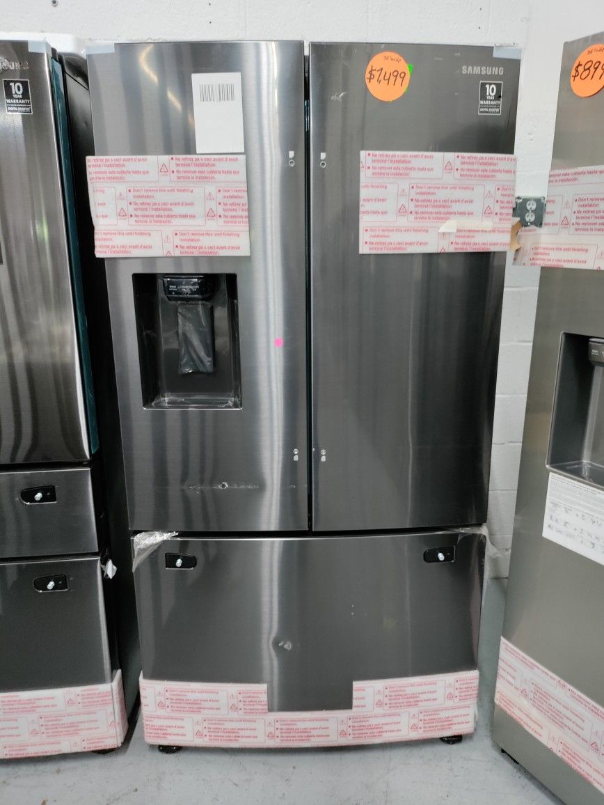 Samsung French Door Refrigerator 36'wide, New Scratch And Dent
