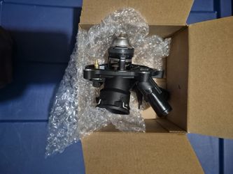 NEW! Engine Coolant Thermostat Housing Assembly
