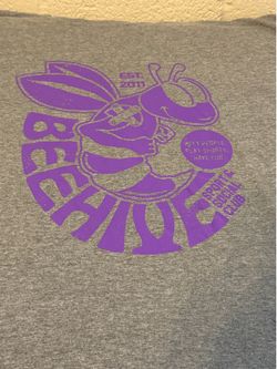 Beehive tee