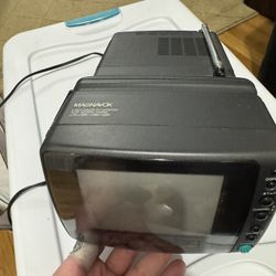 TV Portable AC/DC 