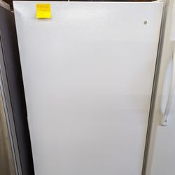 GE Upright Freezer 21 Cu 