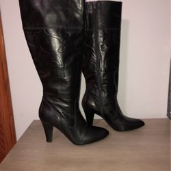 New!!! Size7 Coach Millie Black Leather Boots