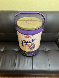 Huge Vintage Coors Beer Banquet Beer Ice Cooler Chest