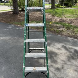 Husky Step Ladder