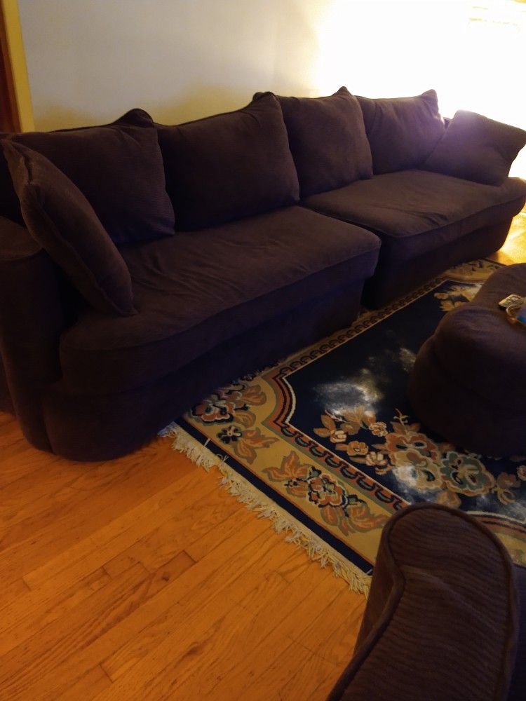 Five Pieces Of Furniture Sectional