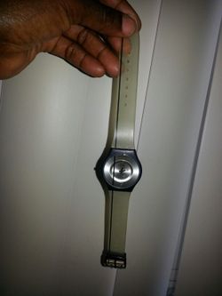 Pure line swatch stunning wrist watch