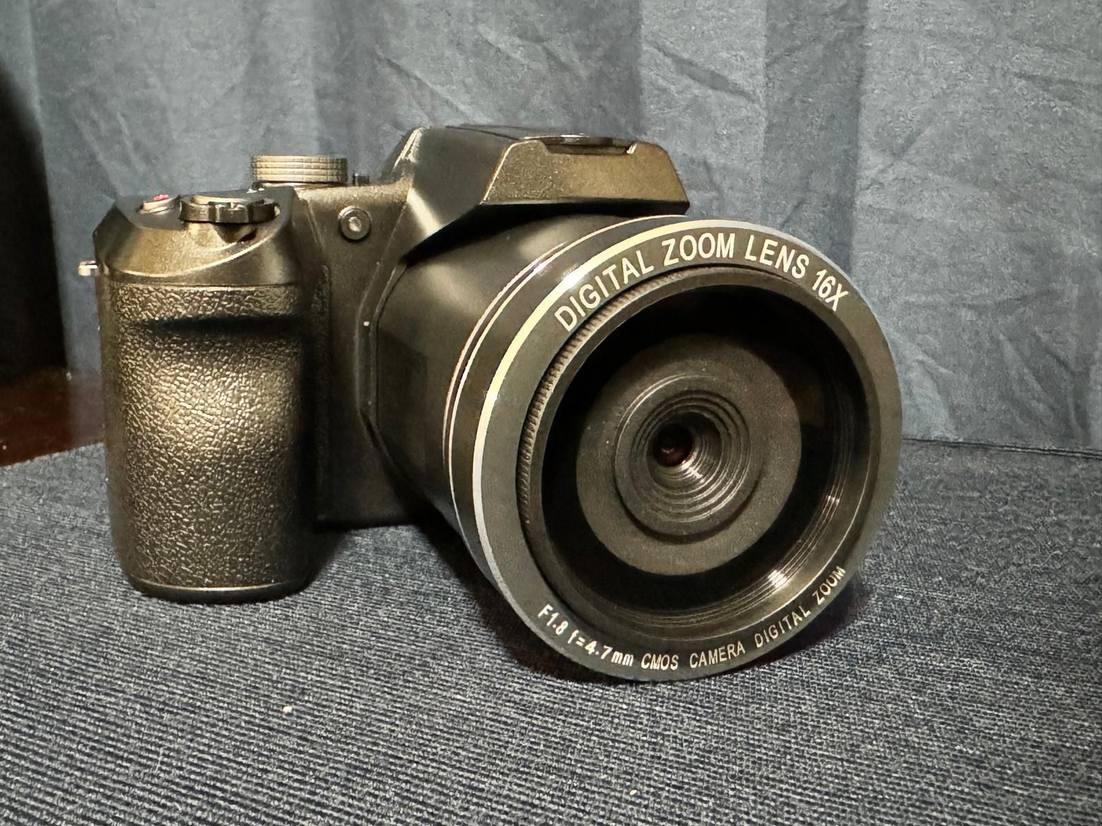 Digital Camera