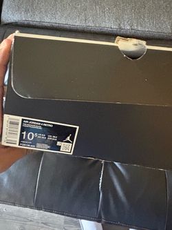 Jordan 4s