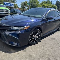 2021 Toyota Camry AWD SE 