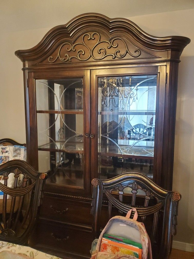 China Cabinet / Dining Room Table And Chairs