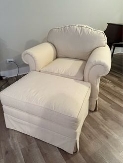 Arm chair with ottoman x2