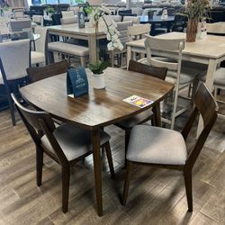 Mid-Century Modern Dinette Set On Sale 