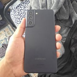 Samsung S22 fe (Unlocked) 128GB