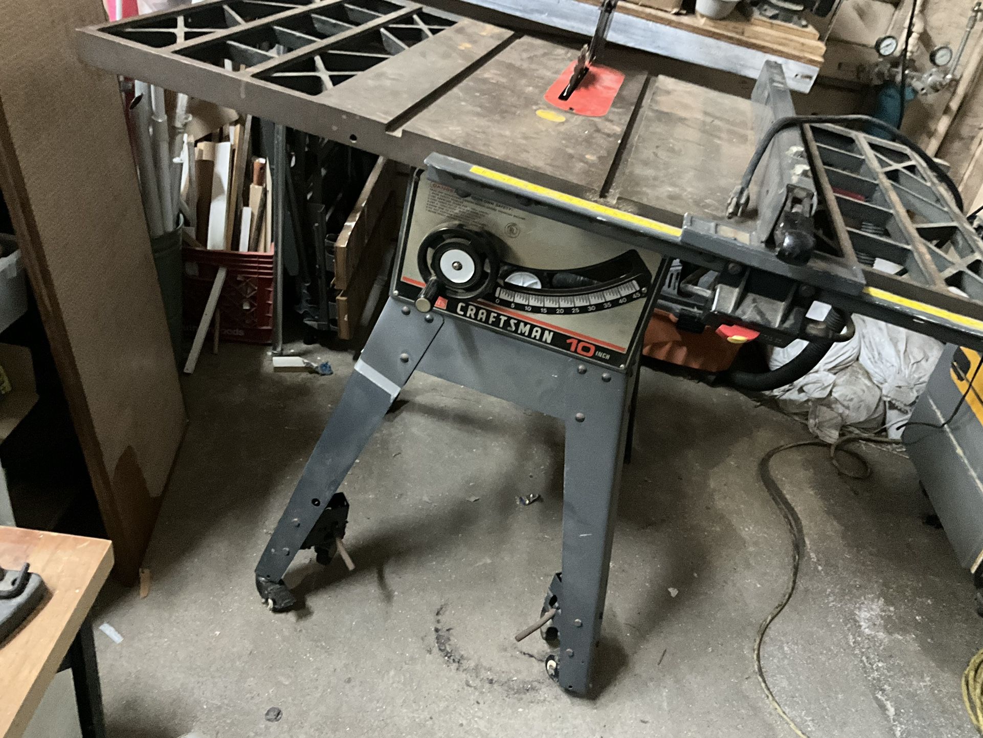 Craftsmen Sears Heavy Duty 10” Table Saw With Safety Guard.. Heavy Steel Construction.
