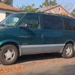Chevy Astro Van Clean Title One Owner  1785