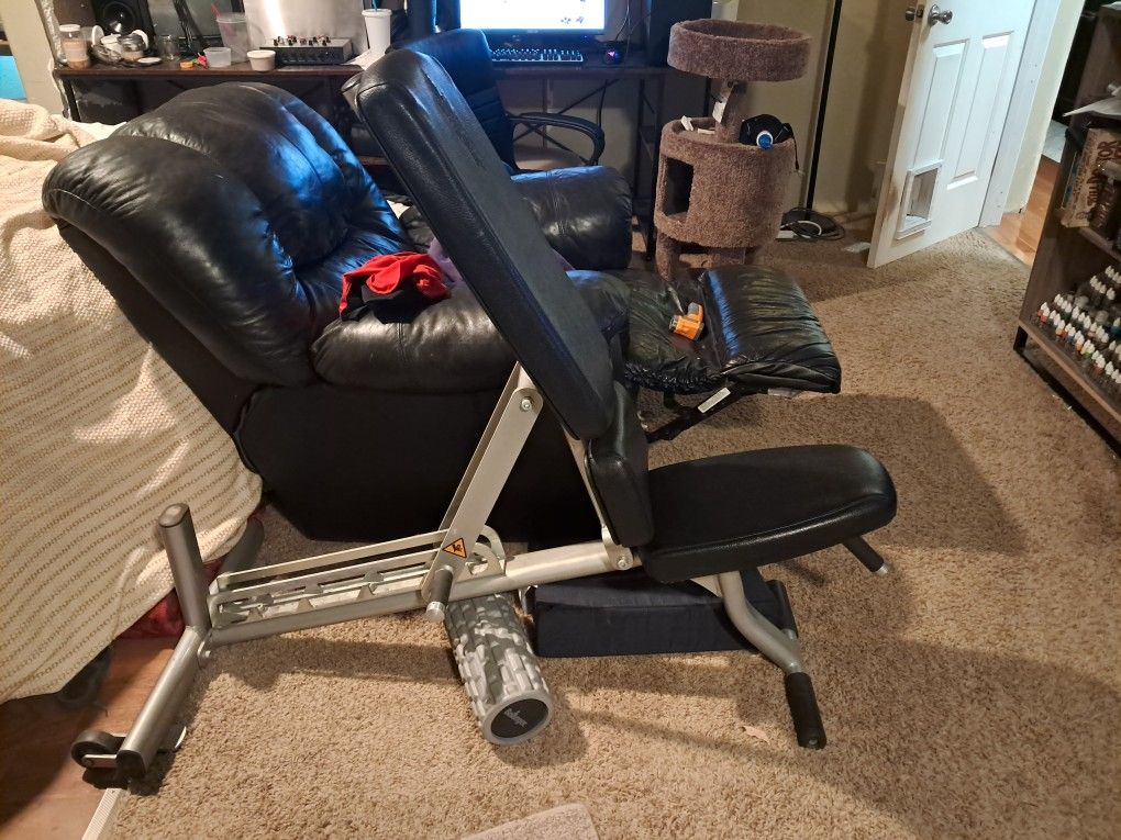 Incline Weight Bench