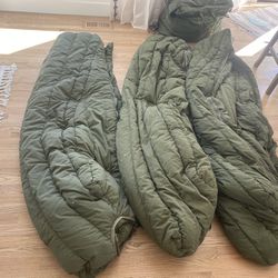 USAF Green Cold Weather sleeping bags