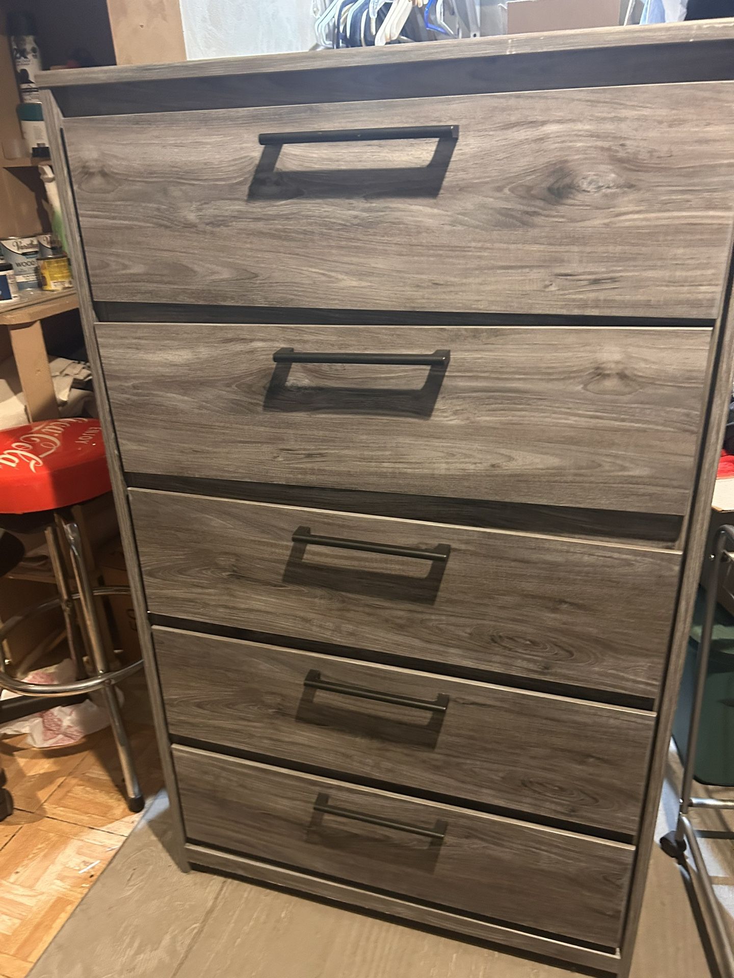 Beautiful Grey 5 Drawer Dresser