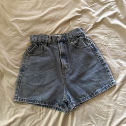 Women’s Shorts Size M