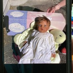 “Artistic Studio” Dolls by Lee Middleton