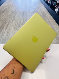 MacBook neo 13inch 512GB 8GBRAM