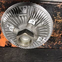 06 Chevy Duramax 6.6 Fan Clutch 