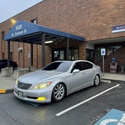 2007 Lexus LS 460
