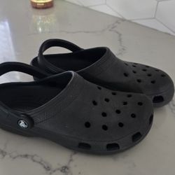 Crocs Size 9 Mens 