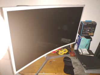 Samsung 32" full HD curved monitor