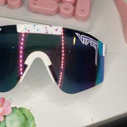 PIT VIPER (NEW )The Merika WHITE /MULTI  SUNGLASSES 
