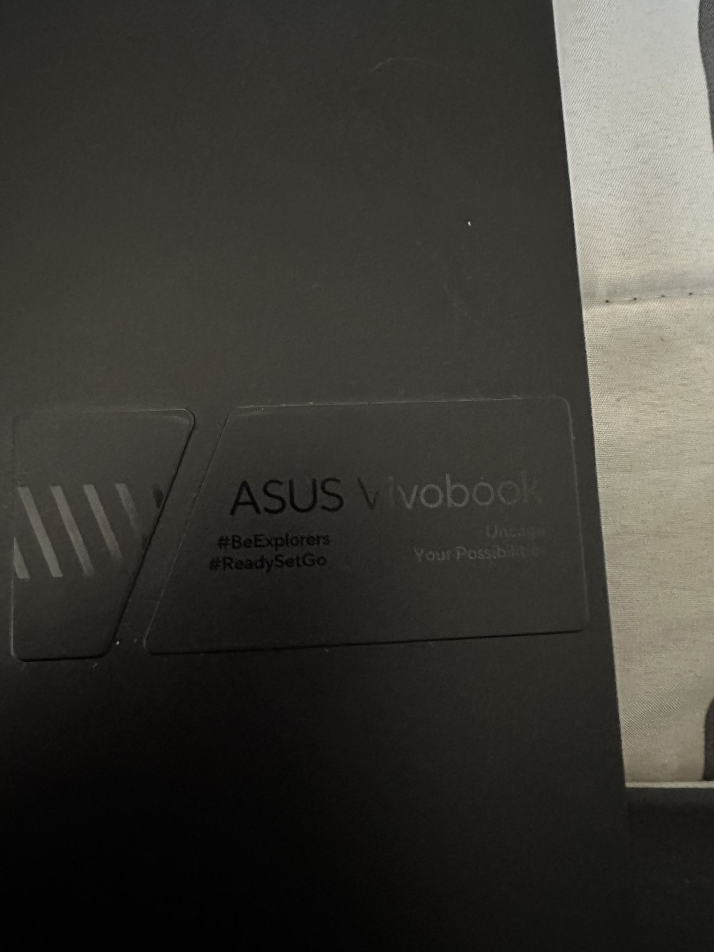 Asus Vivobook 16x OLED