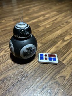 Disney World Galaxy’s Edge Droid Depot BB Unit With Remote