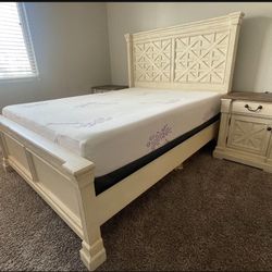 Ashley Furniture Queen Bedroom Set 