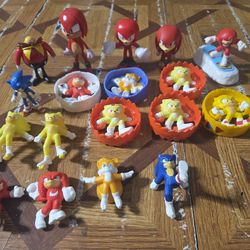 Figuras de sonic en exelente condiciones en Dallas oak cliff