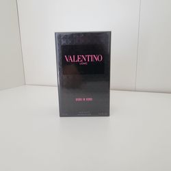 Valentino born in roma edt