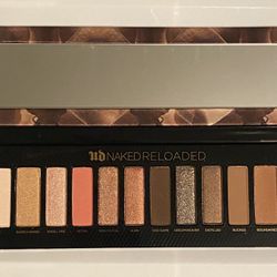 Urban Decay Naked Reloaded Palette 