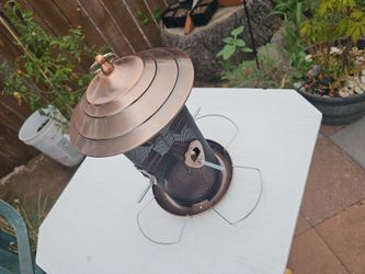 Bird feeder