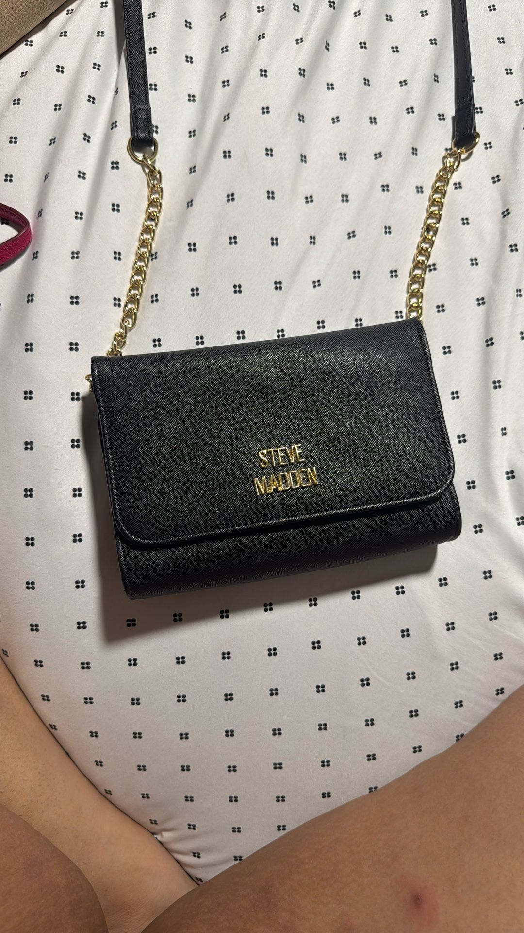 Black Steve Madden Purse 