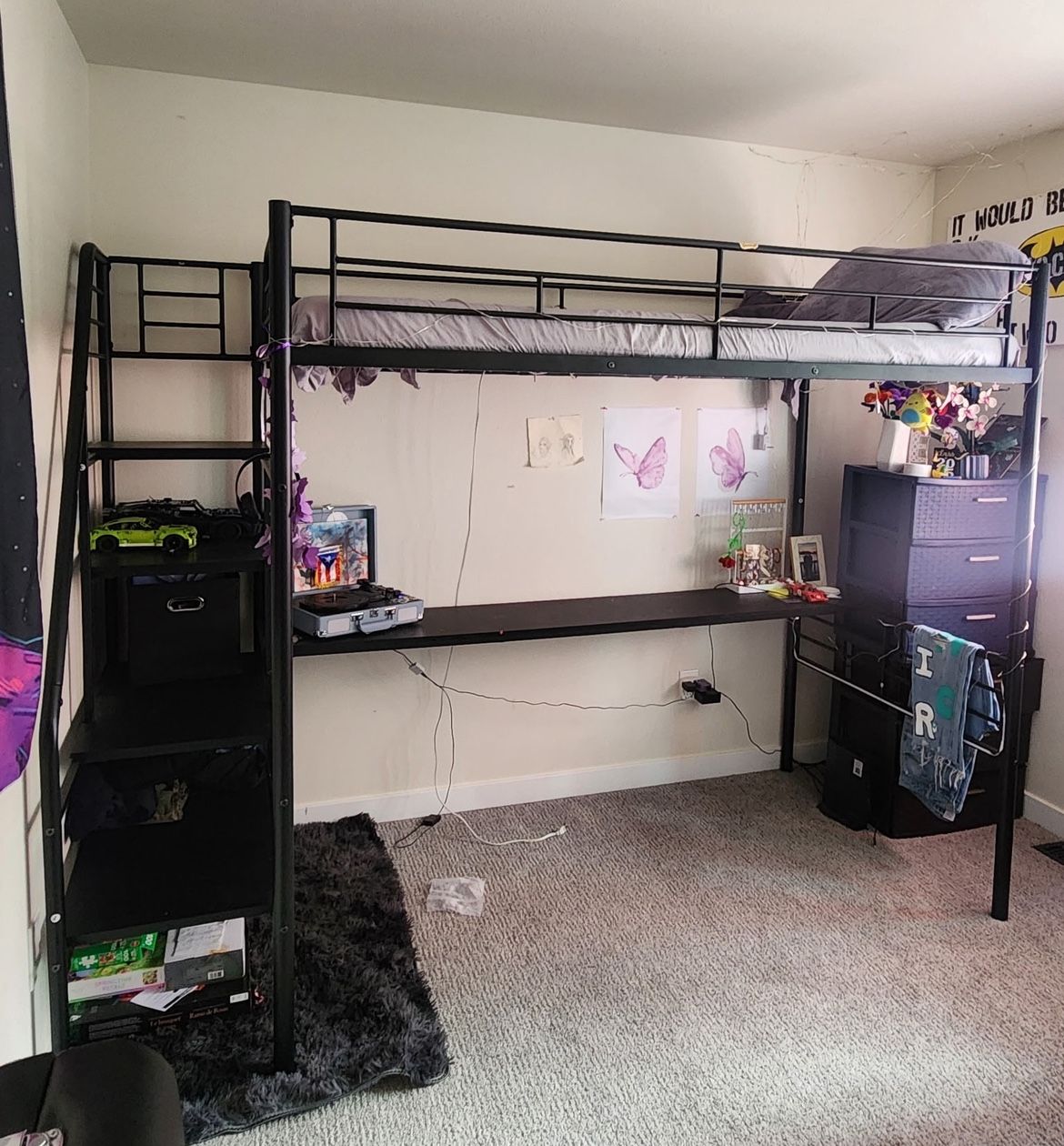 Twin Loft Bed w Mattress