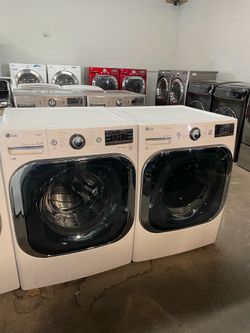 Lavadora y secadora eléctrica Jumbo marca LG