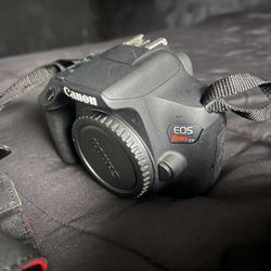 Canon Rebel T7