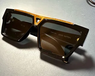 Louis Vuitton Black 1.1 Evidence Sunglasses - OFFERS ACCEPTED - AUTHENTIC