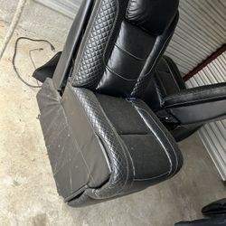 Reclining Loveseats 