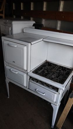 Antique stove 1927